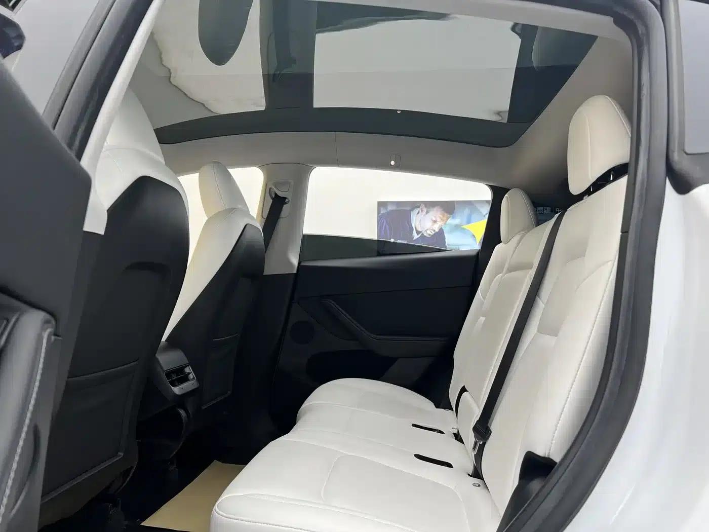 Model Y 2022 Facelift Rear-Wheel Drive Version — миниатюра 5