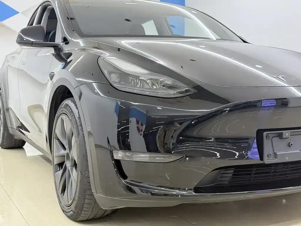 Model Y 2023 Long Range All-Wheel Drive — миниатюра 3