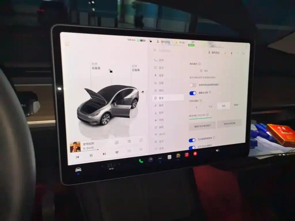 Model Y 2022 Rear-Wheel Drive — миниатюра 14