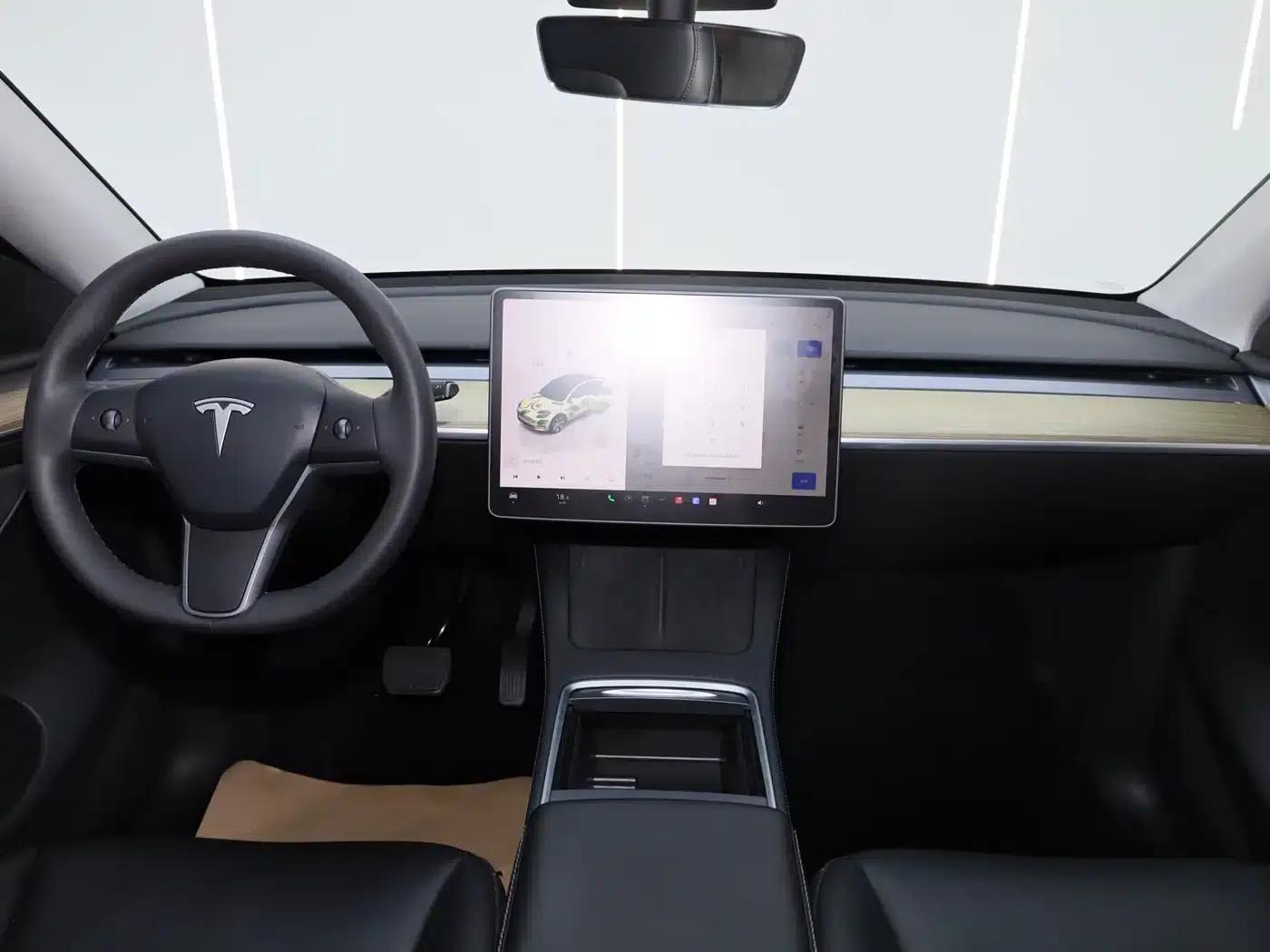 Model Y 2022 Facelift Rear-Wheel Drive Version — миниатюра 10