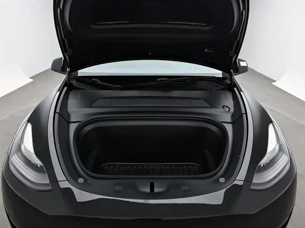 Model Y 2022 Rear-Wheel Drive — миниатюра 17