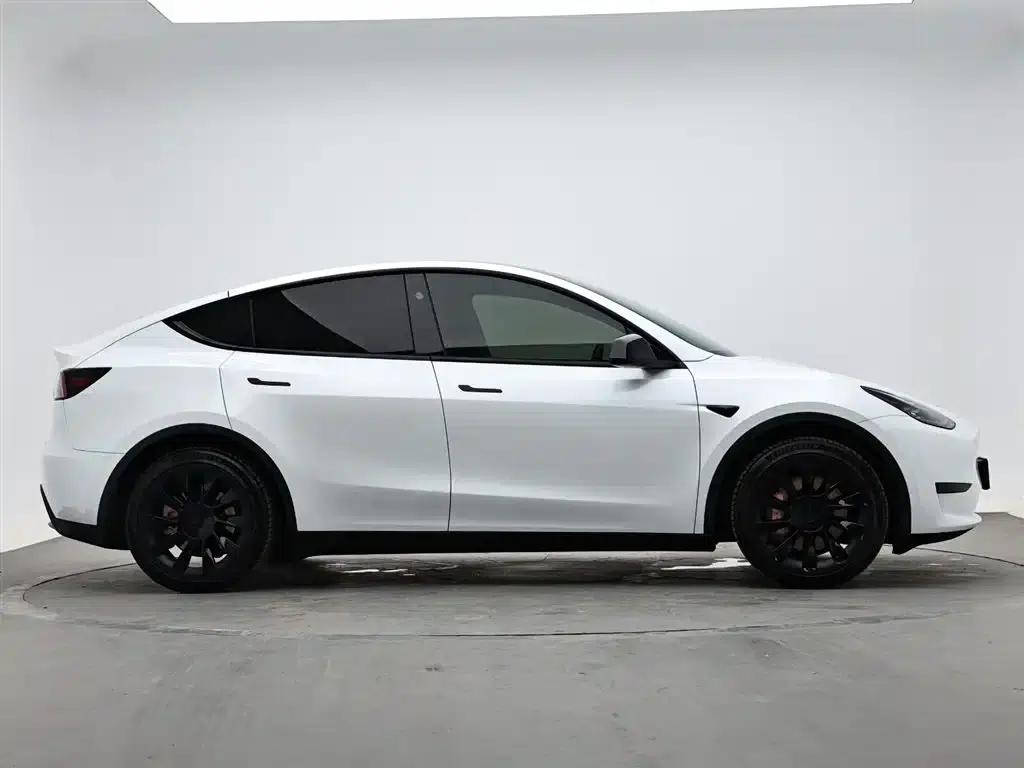 Model Y 2024 Rear-Wheel Drive — миниатюра 5