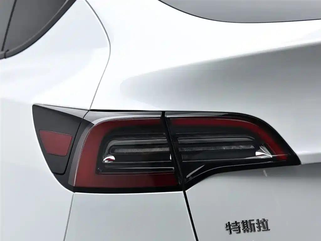 Model Y 2024 Rear-Wheel Drive — миниатюра 8
