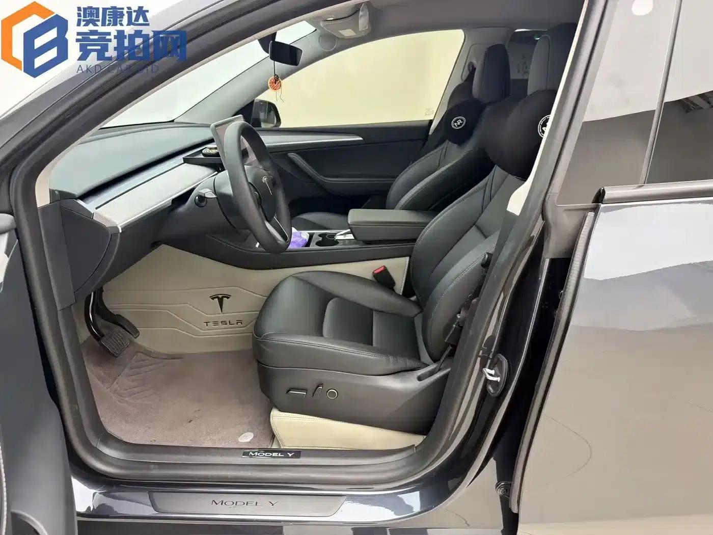 Model Y 2024 Long Range All-Wheel Drive — миниатюра 2