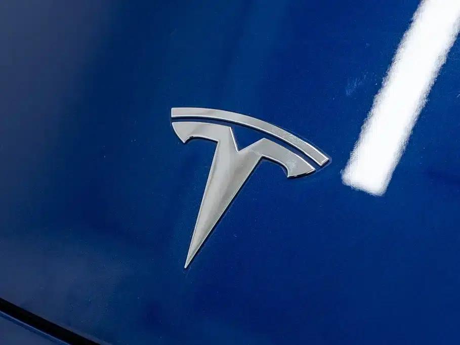 Model Y 2022 Facelift Long Range All-Wheel Drive Version — миниатюра 11