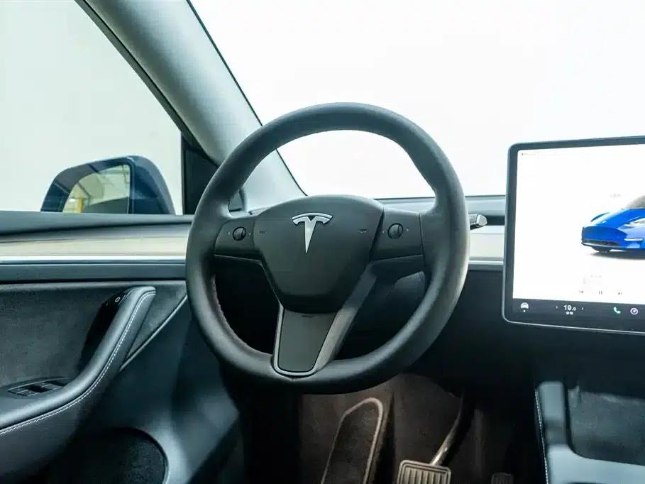 Model Y 2022 Facelift Long Range All-Wheel Drive Version — миниатюра 21