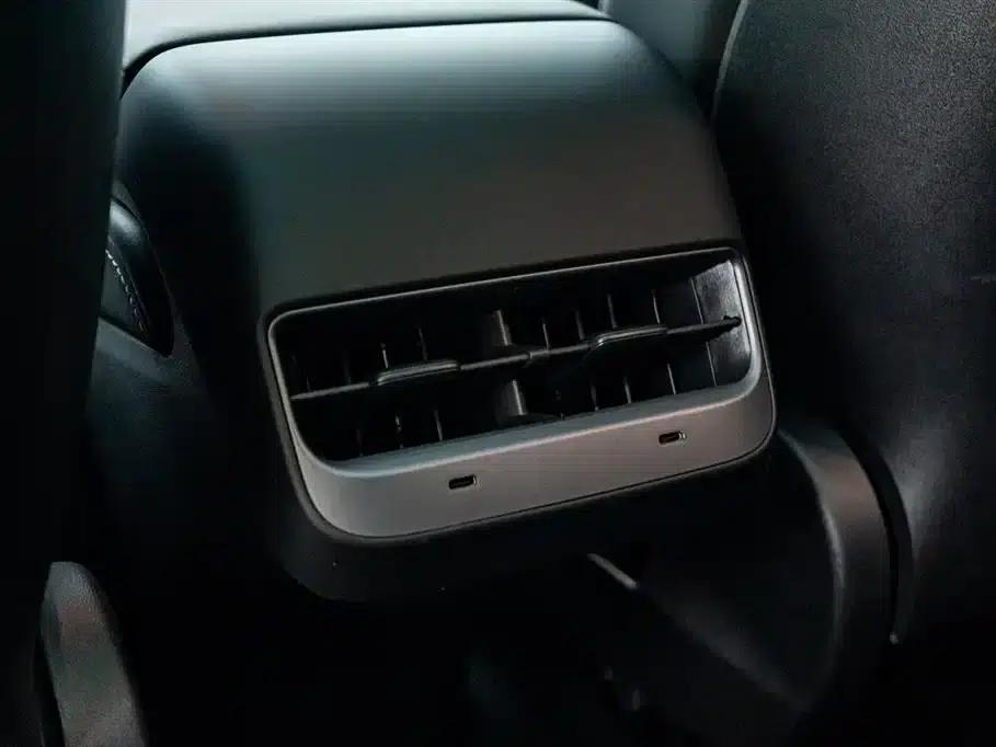 Model Y 2022 Facelift Long Range All-Wheel Drive Version — миниатюра 26