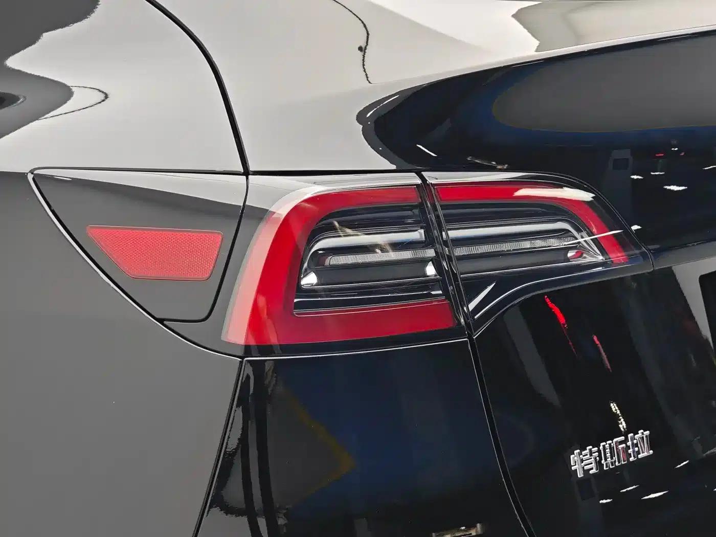 Model Y 2023 Rear-Wheel Drive — миниатюра 17