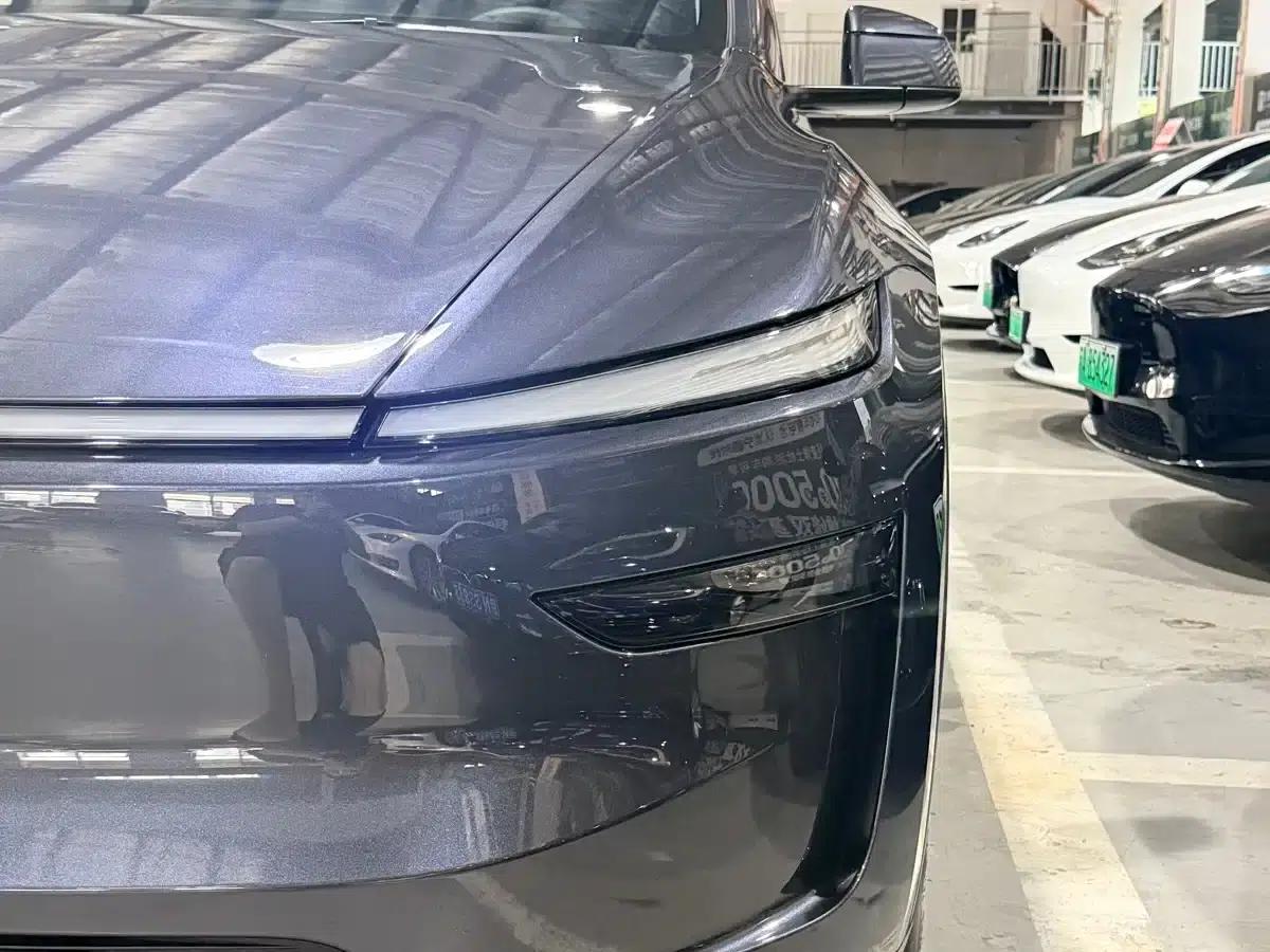 Model Y 2025 Rear-Wheel Drive — миниатюра 11