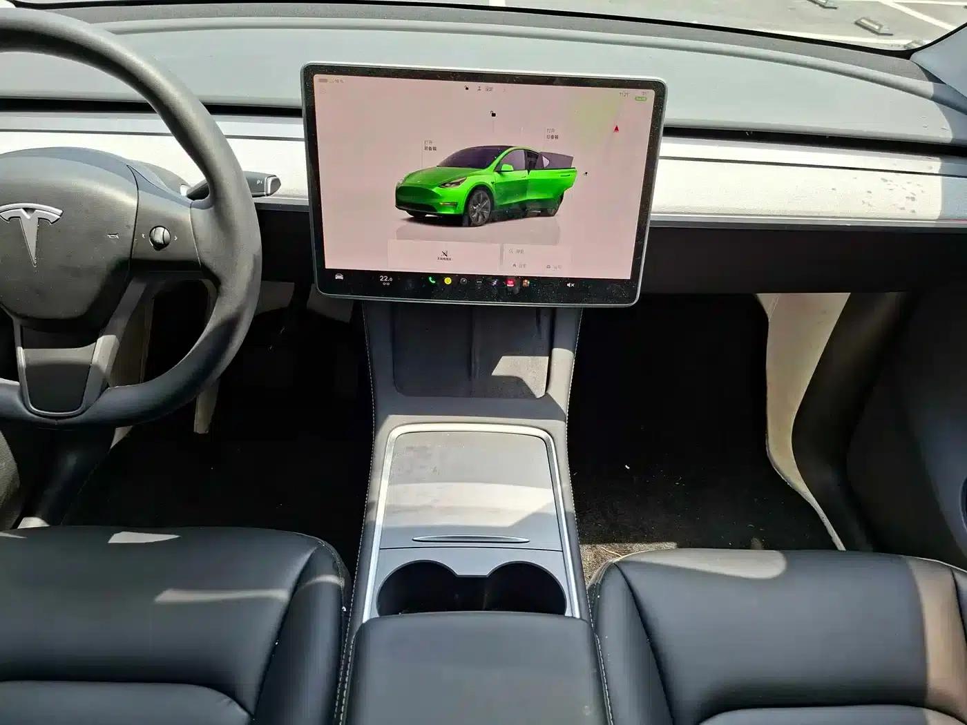 Model Y 2024 Long Range All-Wheel Drive — миниатюра 15