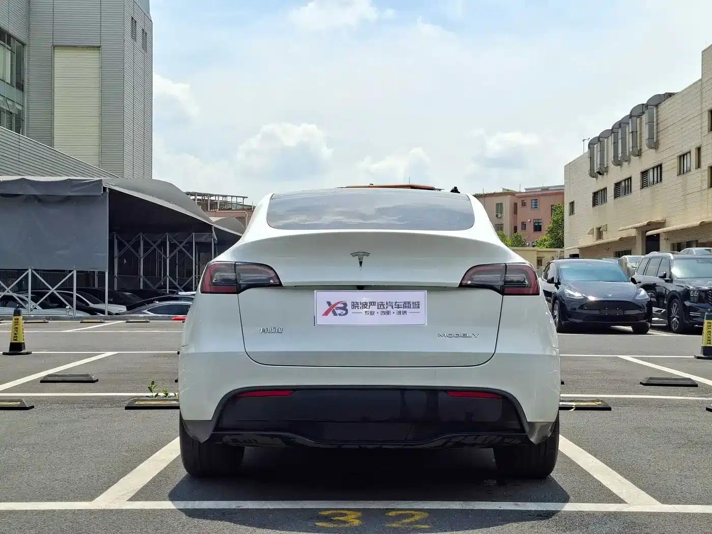 Model Y 2024 Long Range All-Wheel Drive — миниатюра 5