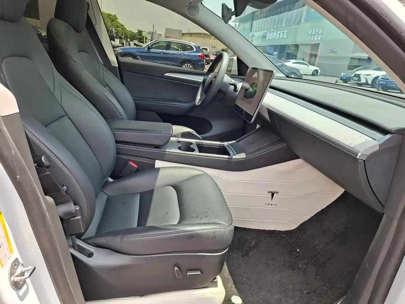Model Y 2024 Long Range All-Wheel Drive — миниатюра 7
