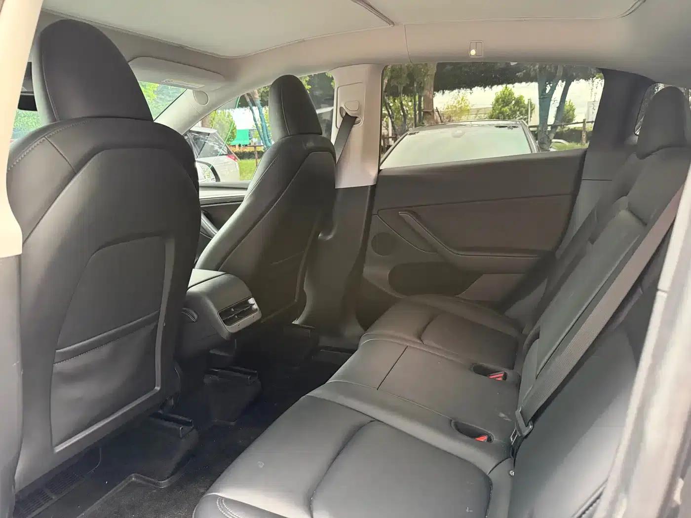 Model Y 2024 Rear-Wheel Drive — миниатюра 5