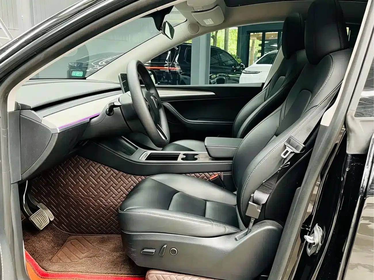 Model Y 2023 Rear-Wheel Drive — миниатюра 12
