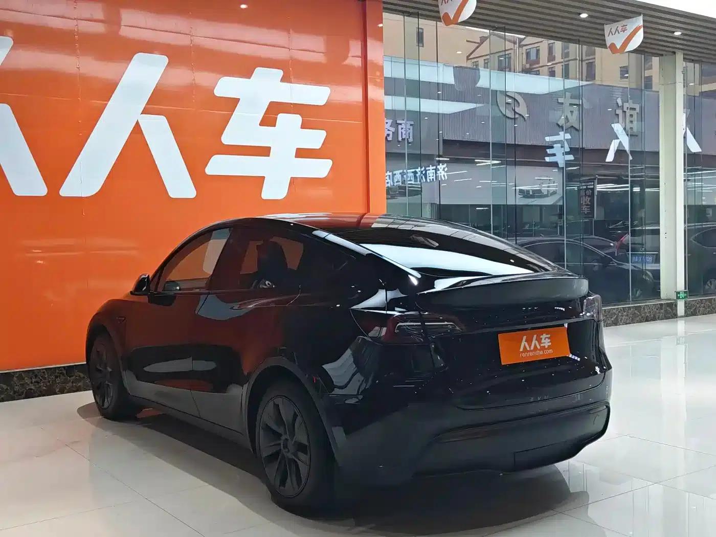 Model Y 2023 Rear-Wheel Drive — миниатюра 6