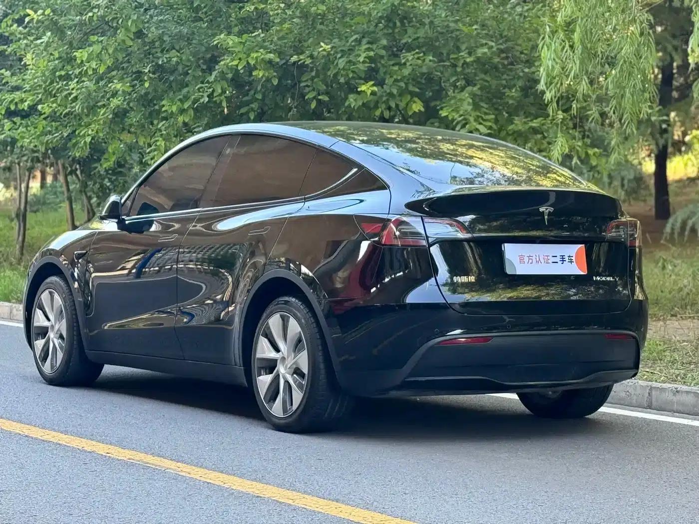 Model Y 2022 Facelift Long Range All-Wheel Drive Version — миниатюра 14
