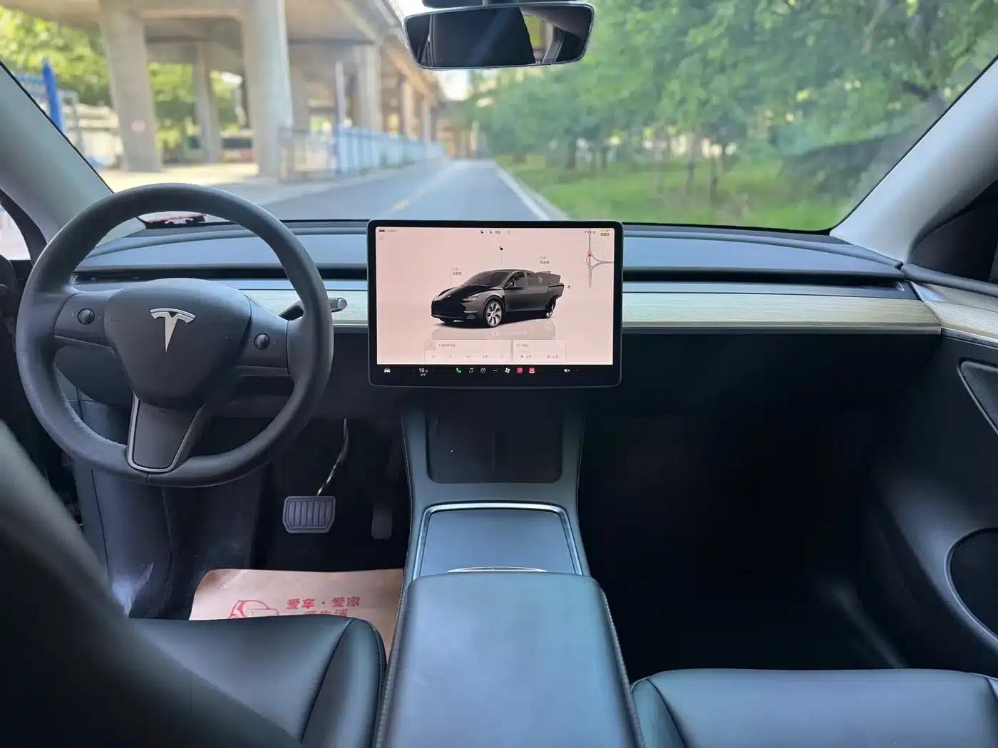 Model Y 2022 Facelift Long Range All-Wheel Drive Version — миниатюра 4