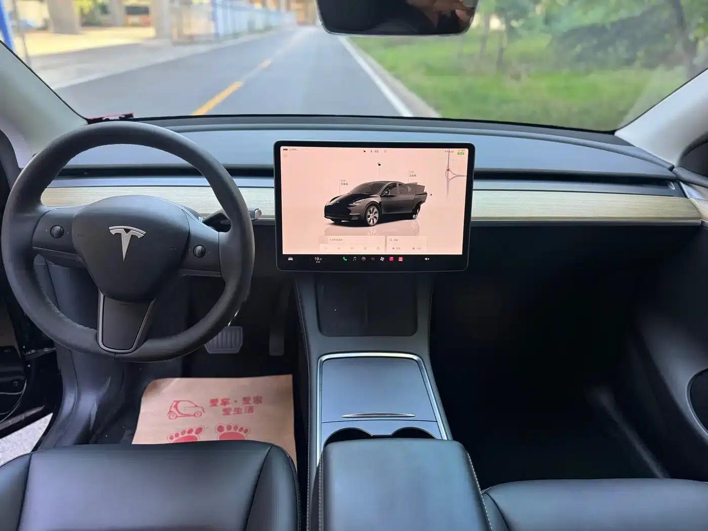 Model Y 2022 Facelift Long Range All-Wheel Drive Version — миниатюра 5
