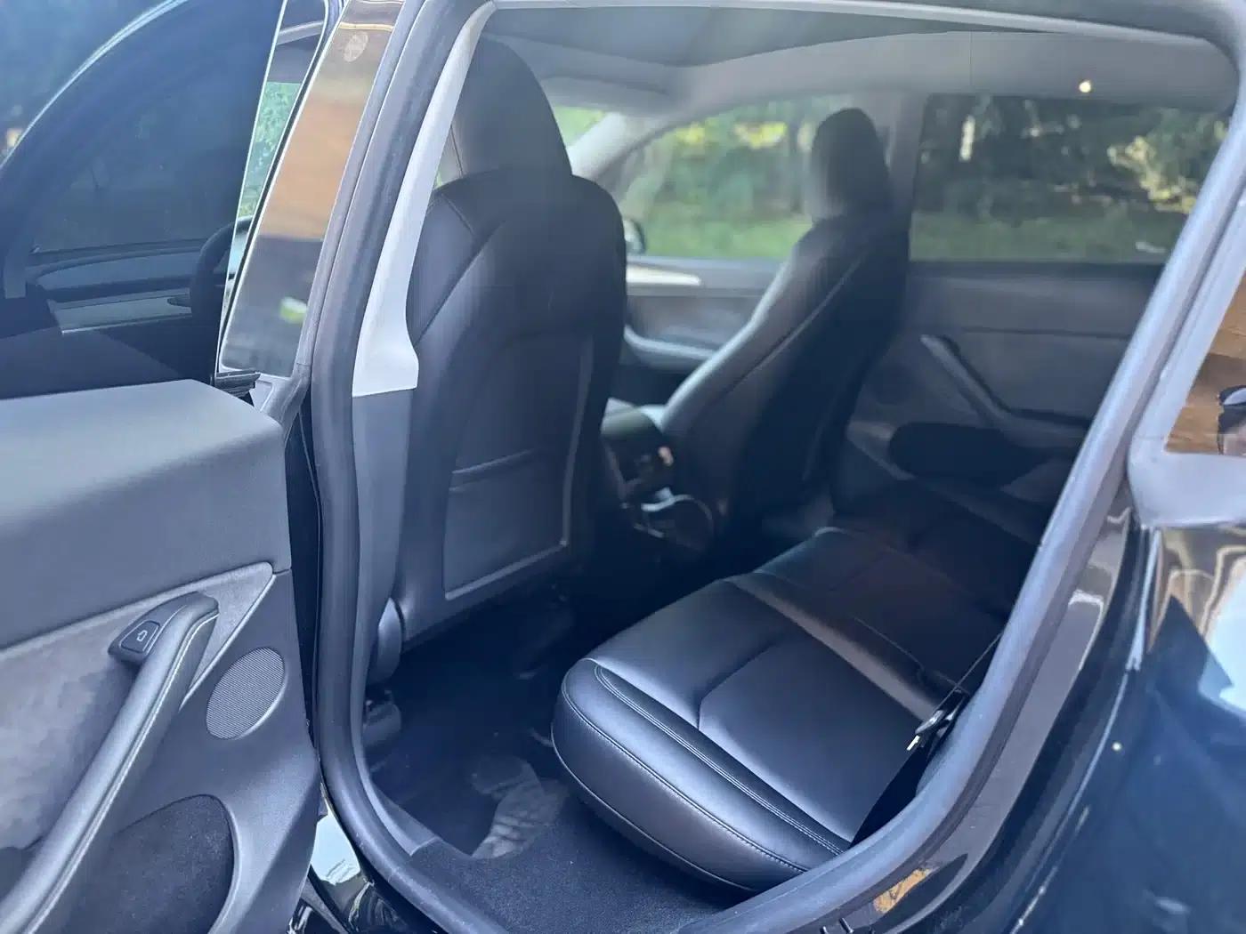 Model Y 2022 Facelift Long Range All-Wheel Drive Version — миниатюра 6