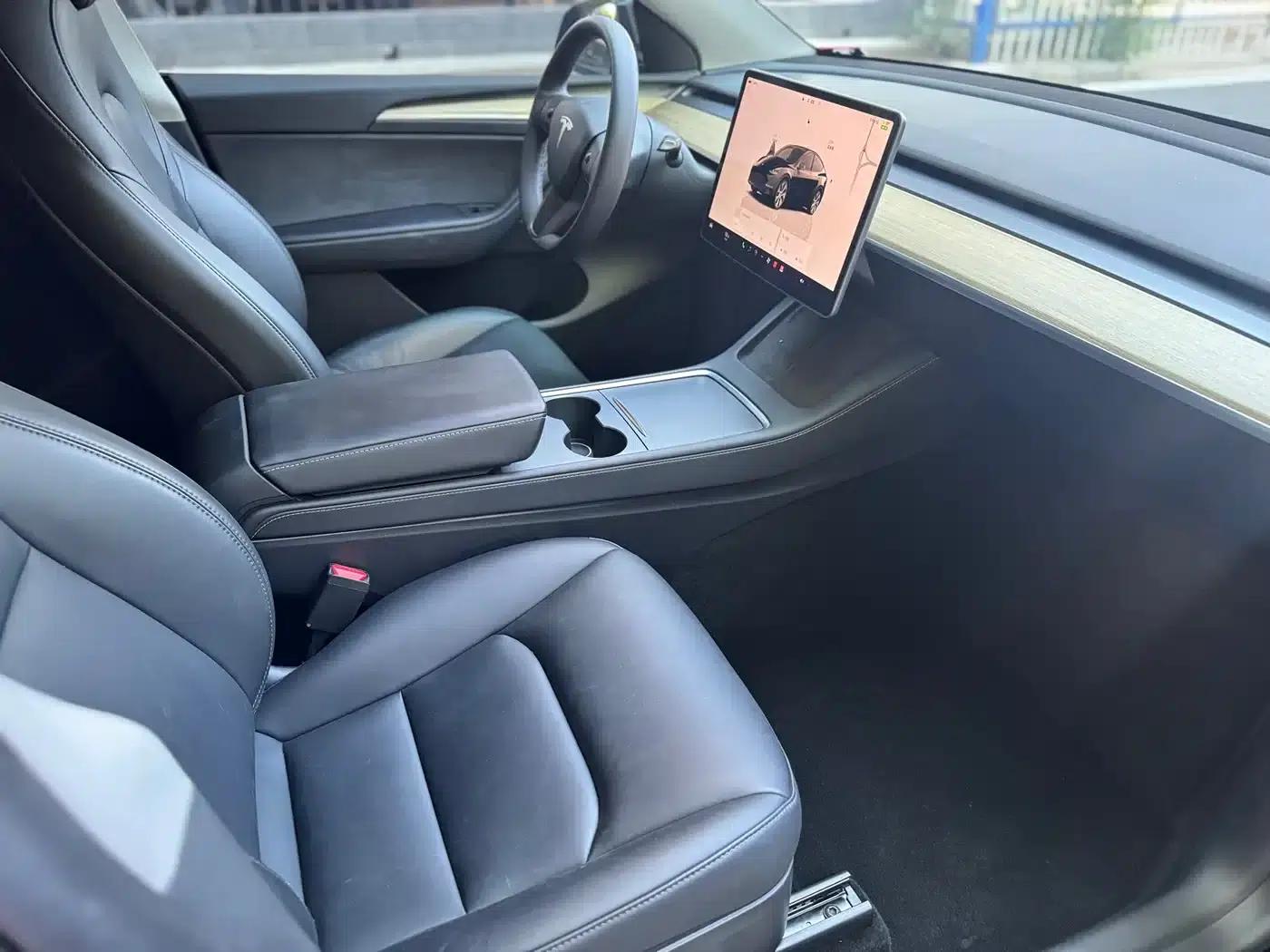 Model Y 2022 Facelift Long Range All-Wheel Drive Version — миниатюра 9