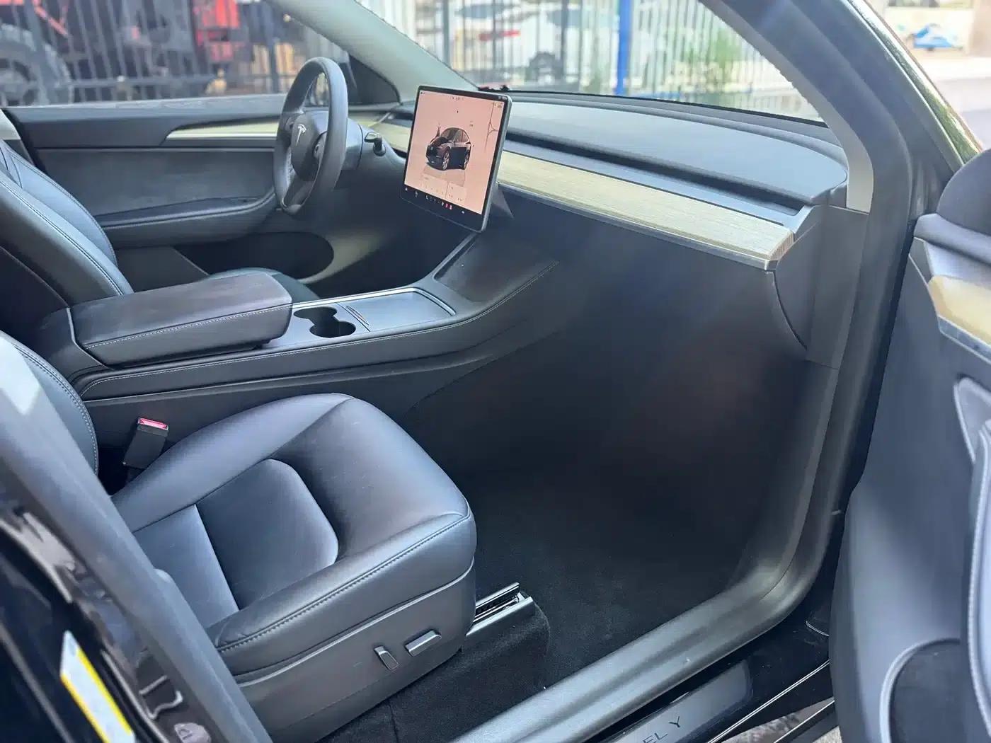 Model Y 2022 Facelift Long Range All-Wheel Drive Version — миниатюра 10