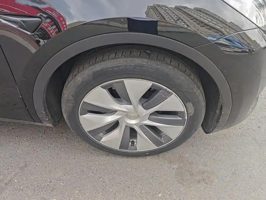 Model Y 2022 Rear-Wheel Drive — миниатюра 6