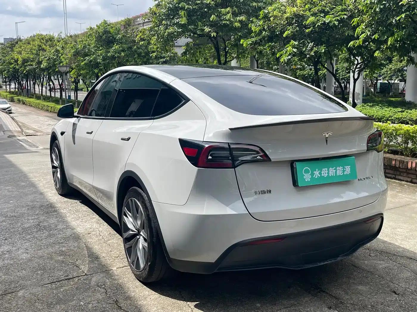 Model Y 2024 Rear-Wheel Drive — миниатюра 6