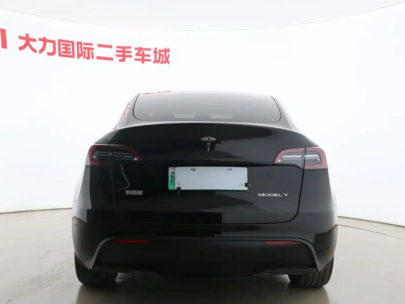 Model Y 2023 Rear-Wheel Drive — миниатюра 16