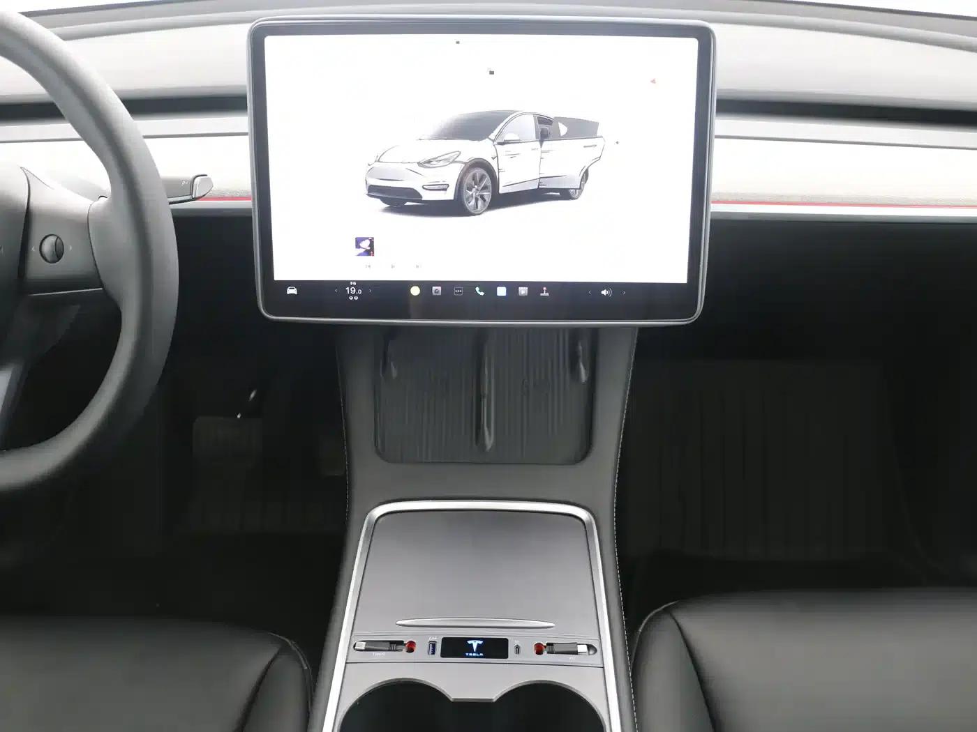 Model Y 2023 Rear-Wheel Drive — миниатюра 7
