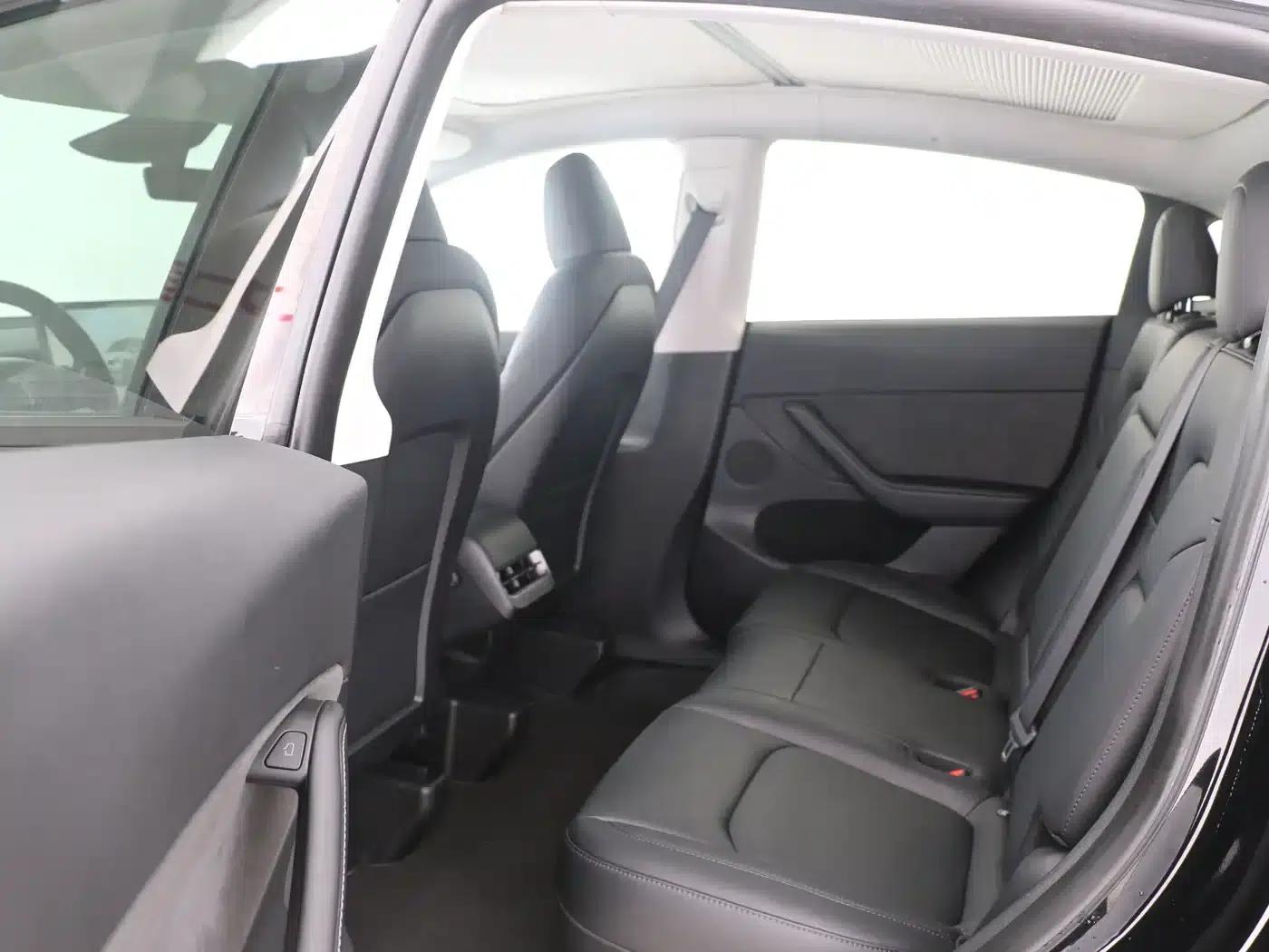 Model Y 2023 Rear-Wheel Drive — миниатюра 9