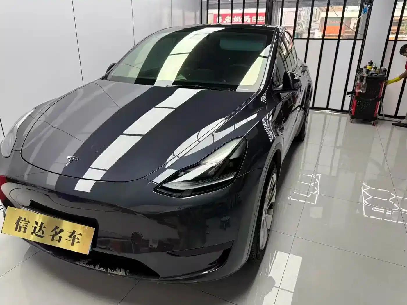 Model Y 2022 Rear-Wheel Drive — миниатюра 1