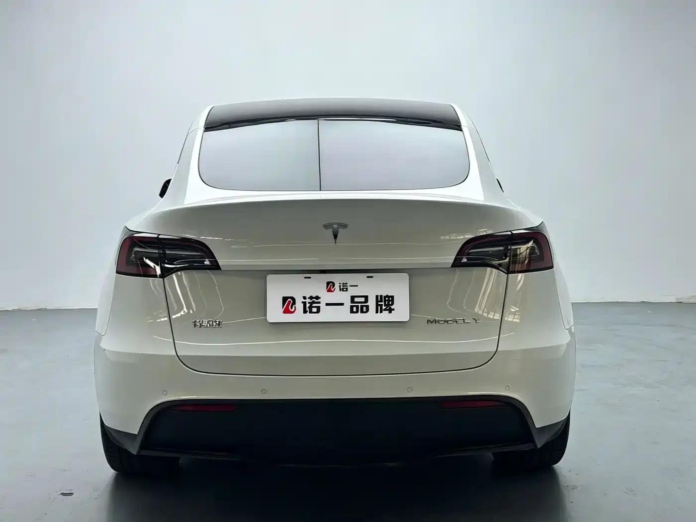 Model Y 2022 Rear-Wheel Drive — миниатюра 6