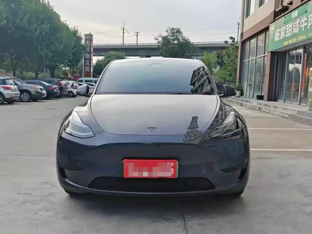 Model Y 2022 Rear-Wheel Drive — миниатюра 2