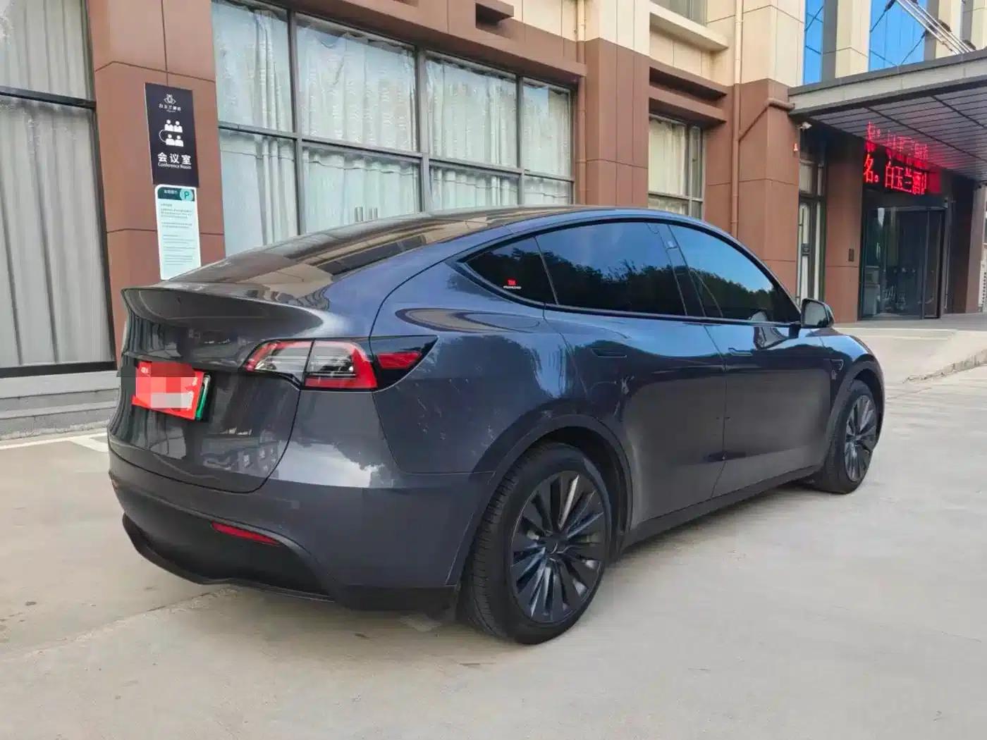 Model Y 2022 Rear-Wheel Drive — миниатюра 9