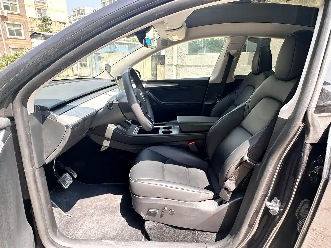 Model Y 2024 Rear-Wheel Drive — миниатюра 4
