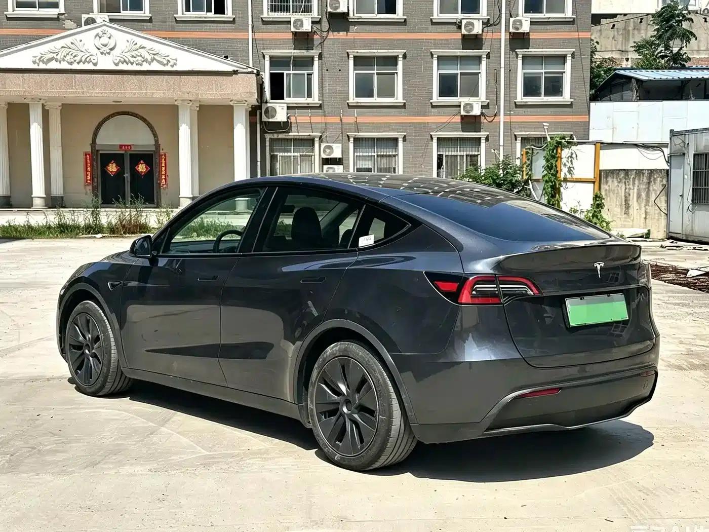 Model Y 2024 Rear-Wheel Drive — миниатюра 7