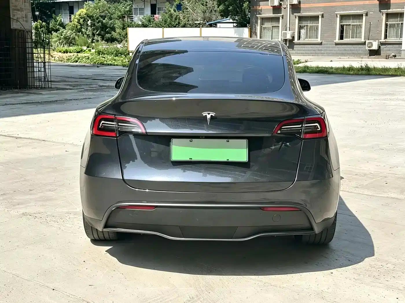 Model Y 2024 Rear-Wheel Drive — миниатюра 8