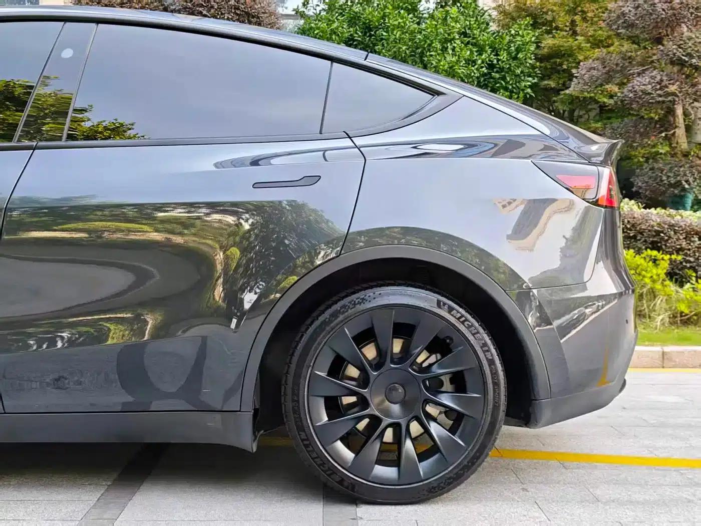 Model Y 2024 Rear-Wheel Drive — миниатюра 13
