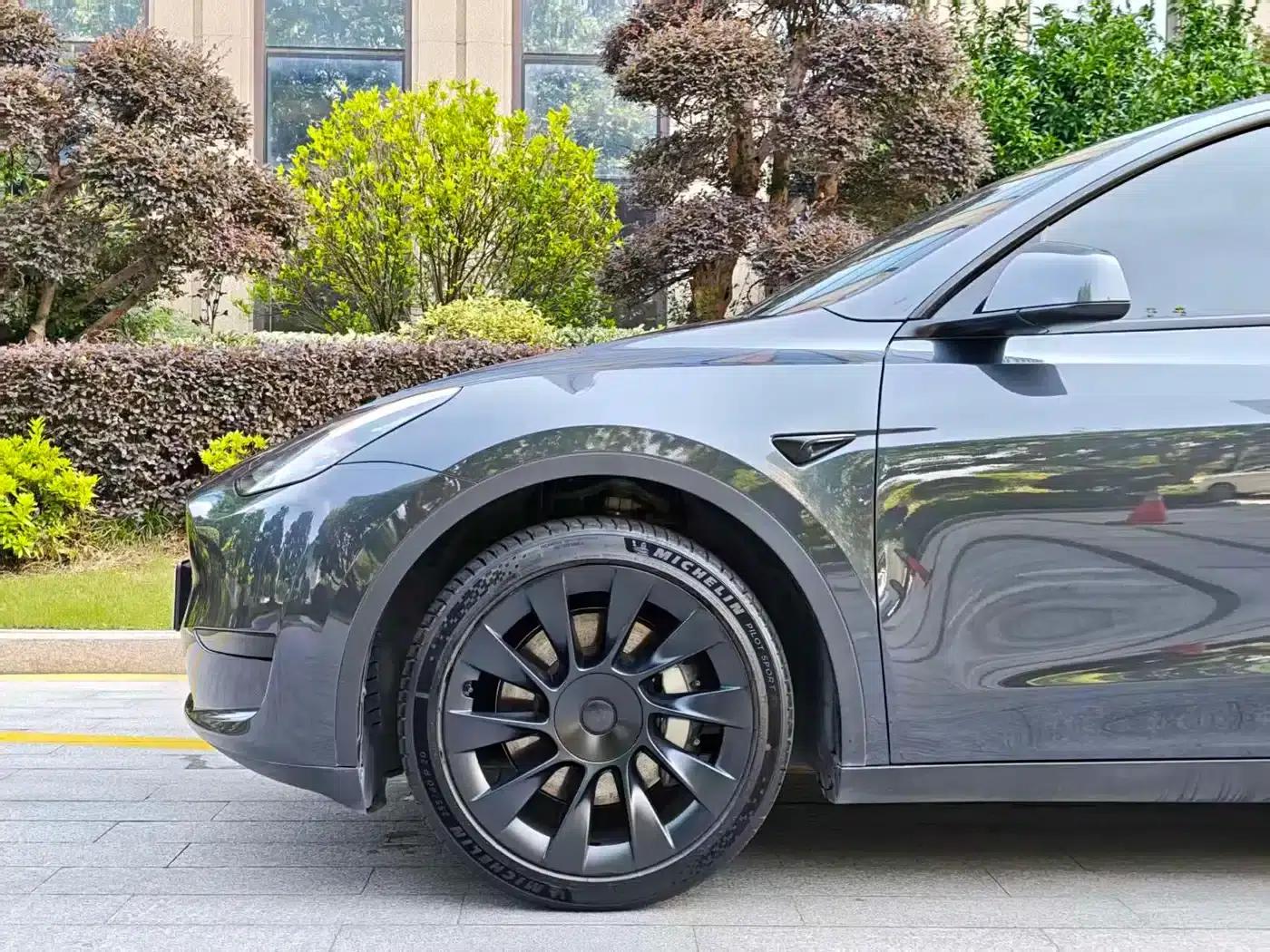 Model Y 2024 Rear-Wheel Drive — миниатюра 9