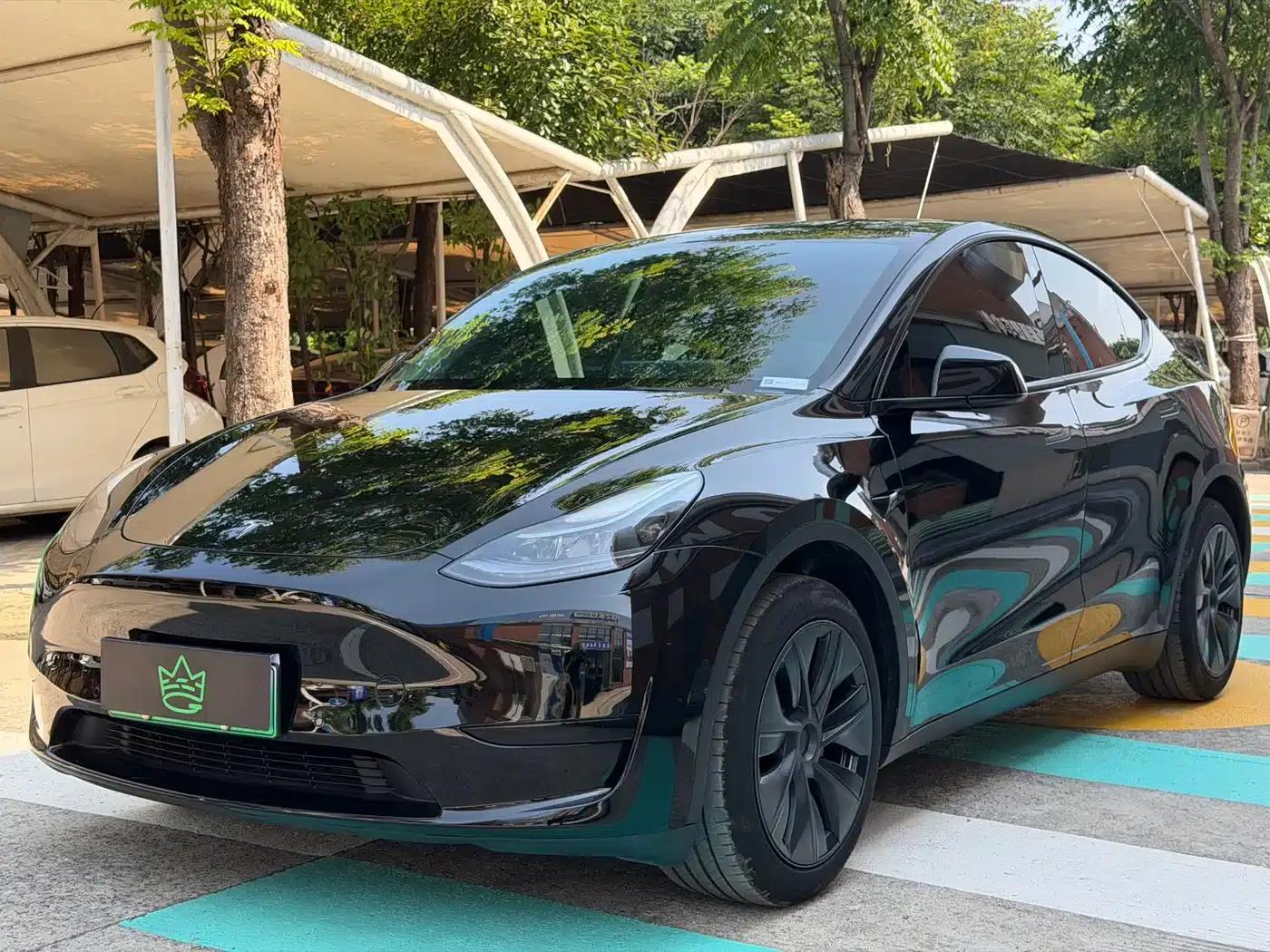 Model Y 2023 Rear-Wheel Drive — миниатюра 1