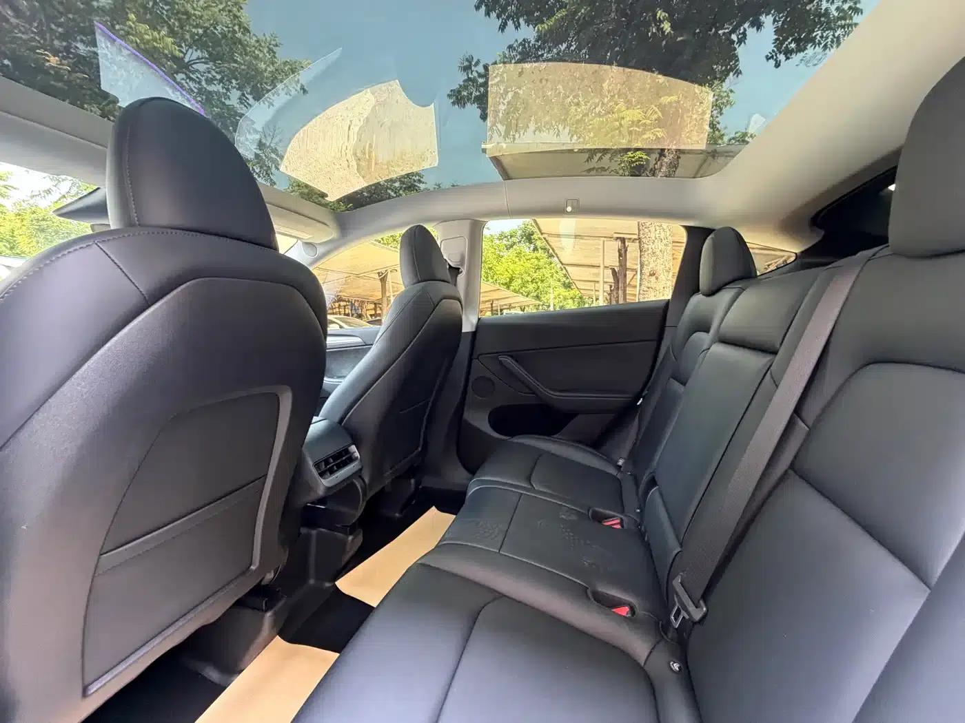 Model Y 2023 Rear-Wheel Drive — миниатюра 12