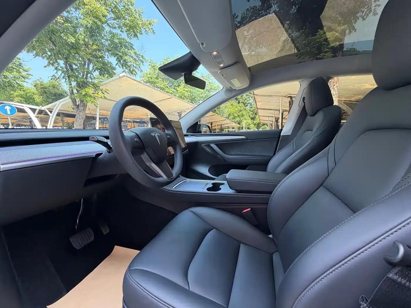 Model Y 2023 Rear-Wheel Drive — миниатюра 9