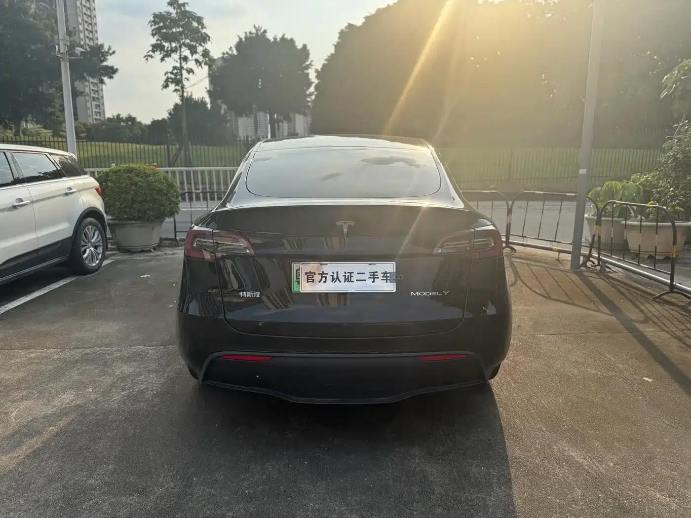 Model Y 2022 Rear-Wheel Drive — миниатюра 17