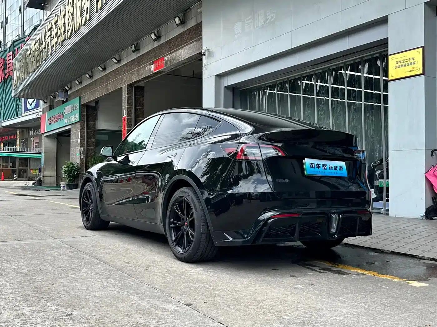 Model Y 2022 Rear-Wheel Drive — миниатюра 3