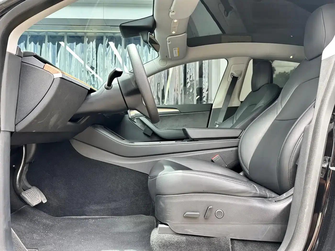 Model Y 2022 Rear-Wheel Drive — миниатюра 7