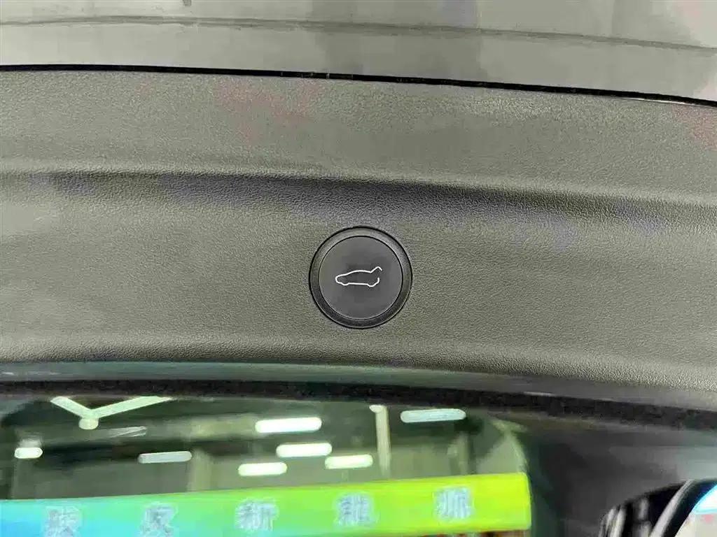Model Y 2022 Rear-Wheel Drive — миниатюра 7