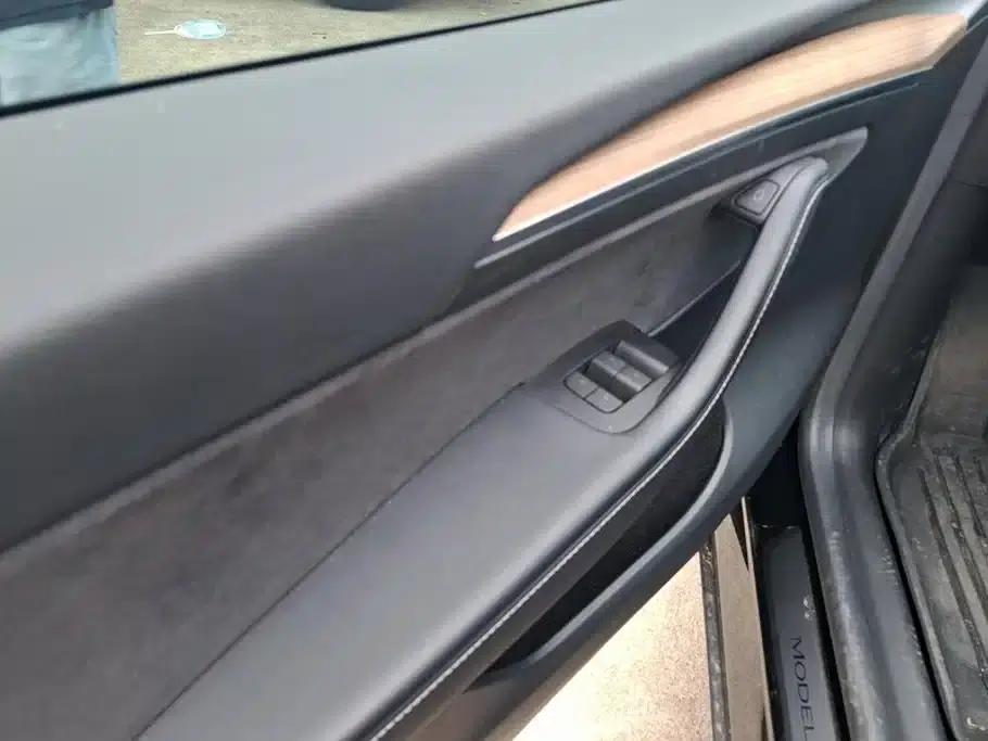 Model Y 2022 Facelift Rear-Wheel Drive Version — миниатюра 7