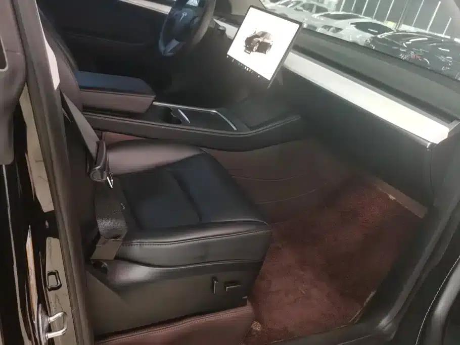 Model Y 2023 Rear-Wheel Drive — миниатюра 8