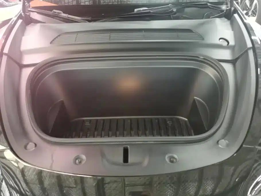 Model Y 2023 Rear-Wheel Drive — миниатюра 10