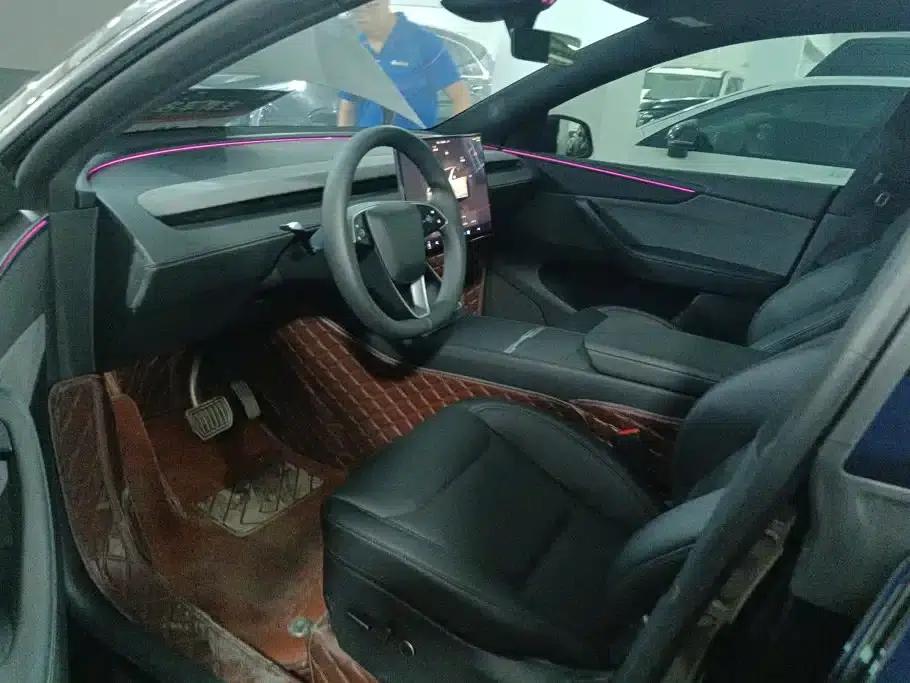 Model Y 2026 Rear-Wheel Drive — миниатюра 9